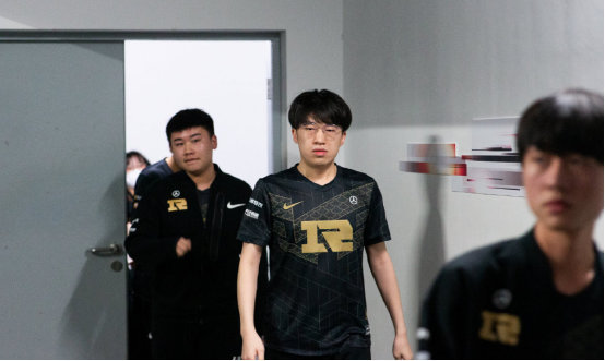 主场氛围极 主场氛围极